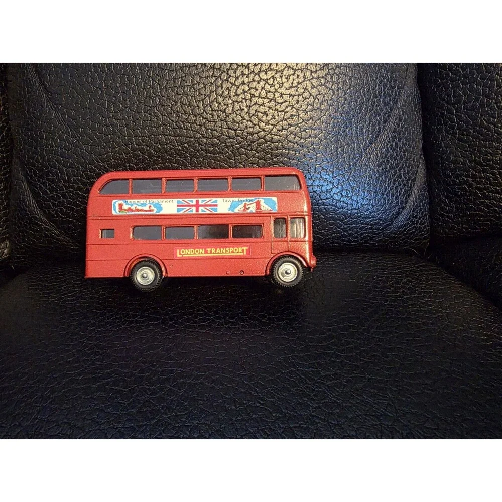 London Taxi Cab Budgie Models Diecast w/ Box Made In England & Double Decker Bus
